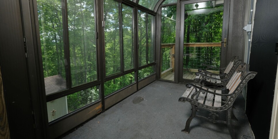 gatlinburg-bear-view-chalet-cabin-ezxterior-6