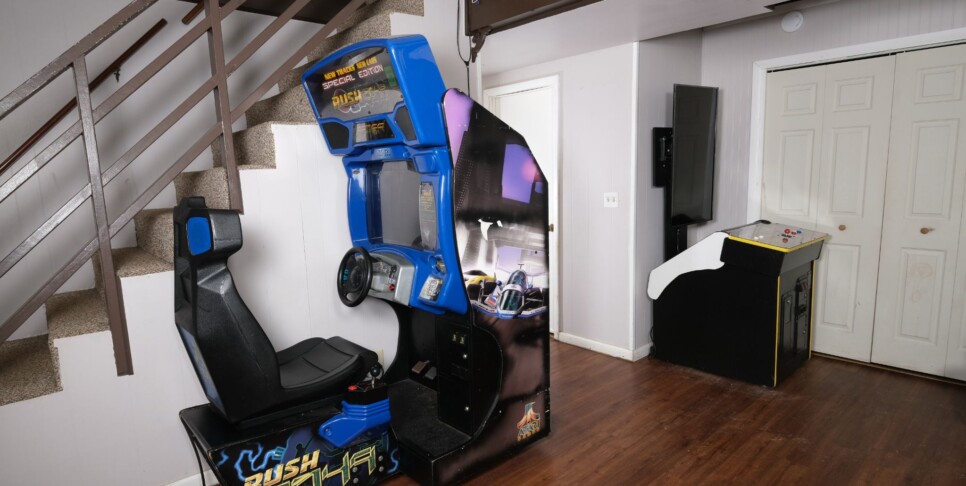 gatlinburg-bear-view-chalet-cabin-recreation-1