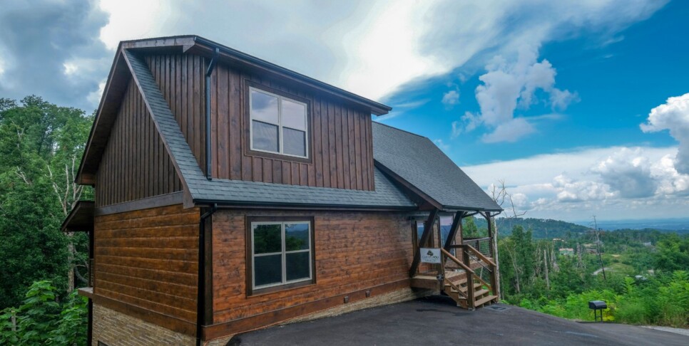 Gatlinburg - Chestnut Bearadise - Exterior