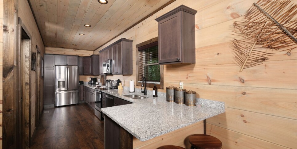 Gatlinburg - Chestnut Bearadise - Kitchen