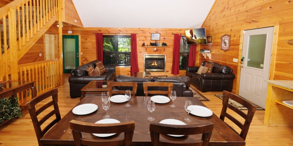 Gatlinburg Cabin - Bear FootInn - Kitchen