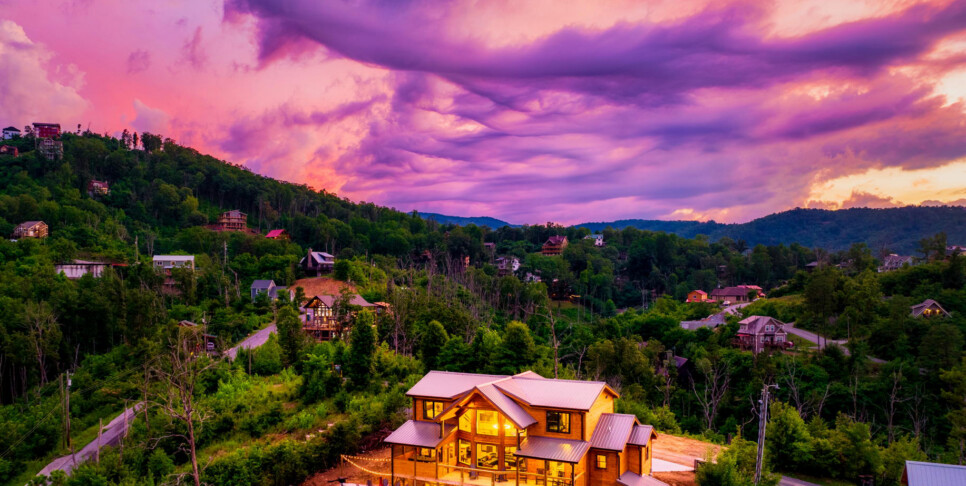 Gatlinburg - Red Hawk Retreat - Exterior