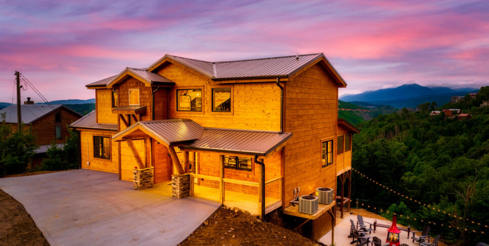Gatlinburg - Red Hawk Retreat - Exterior