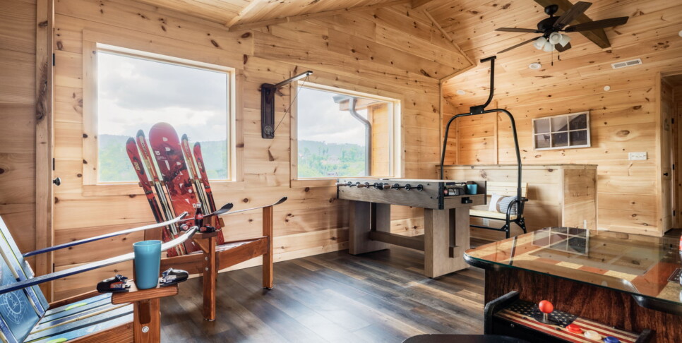 Gatlinburg - Red Hawk Retreat - Rec Room