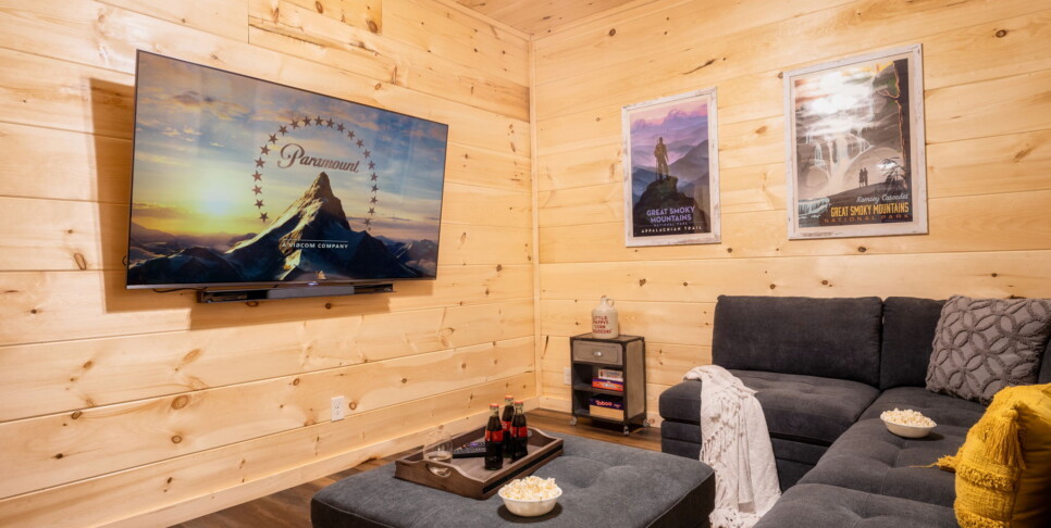 Gatlinburg - Red Hawk Retreat - Rec Room