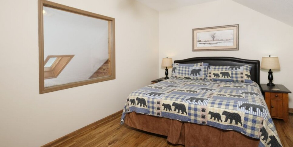 Gatlinburg - Coppertop View - Bedroom