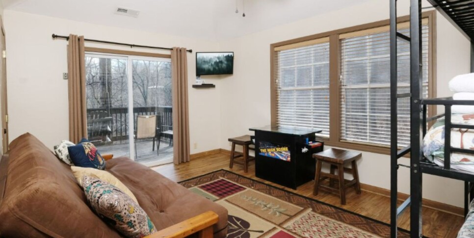 Gatlinburg - Coppertop View - Bedroom