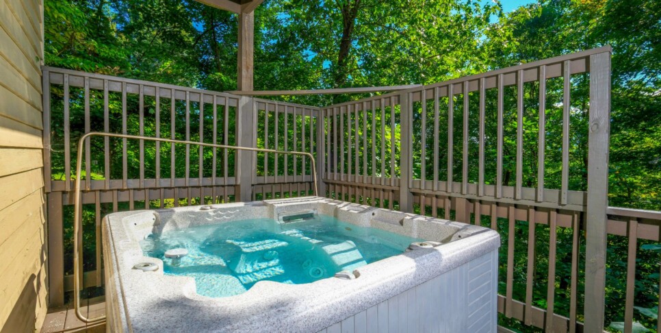 Gatlinburg Cabin - Coppertop View - Exterior