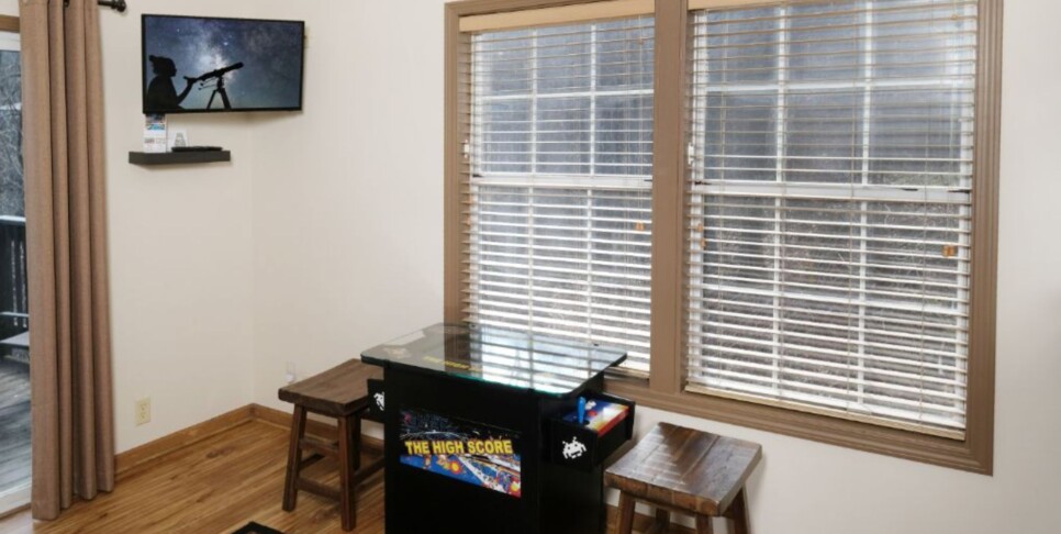 Gatlinburg - Coppertop View - Rec Room