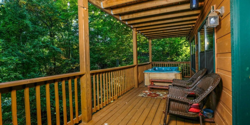 Chalet Village Cabin - A Bear's Pause - Exterior