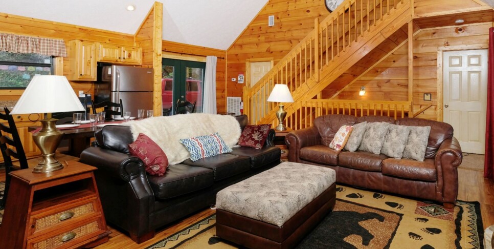 Chalet Village Cabin - A Bear's Pause - Living Room