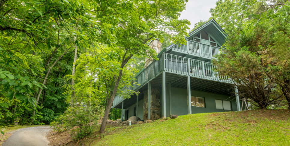Gatlinburg - A Bear's View - Exterior