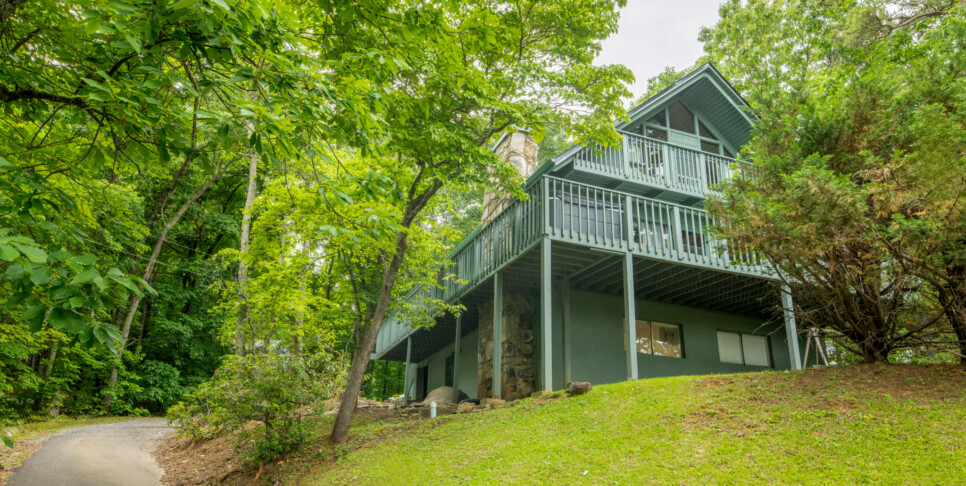 Gatlinburg - A Bear's View - Exterior