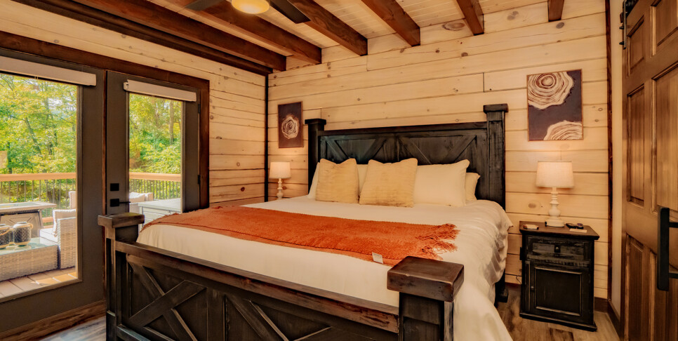 Gatlinburg - Smoky Mountain Skies - Bedroom