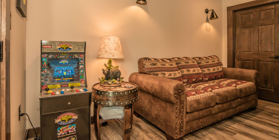 Gatlinburg - Smoky Mountain Skies - Bedroom