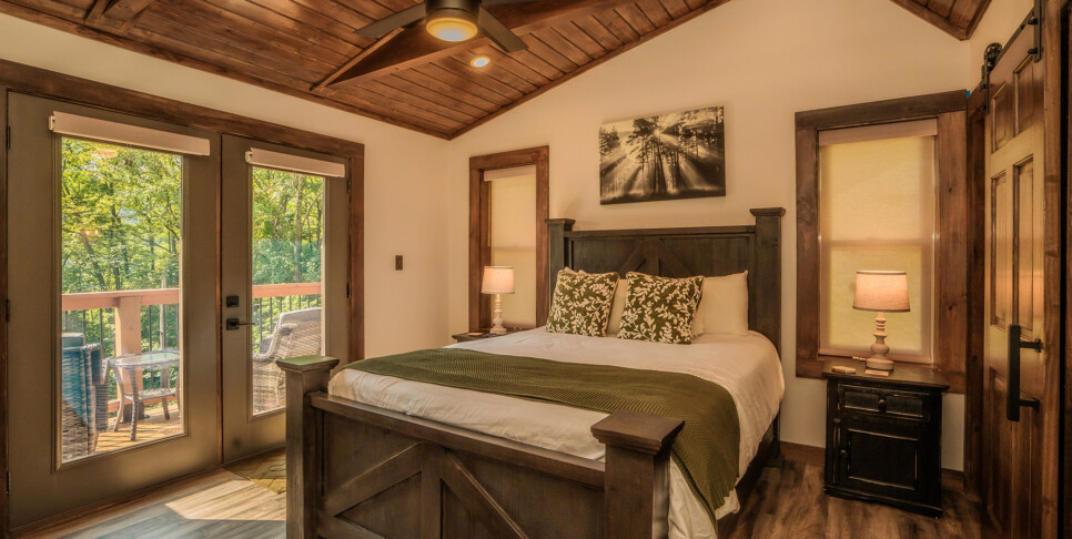 Gatlinburg - Smoky Mountain Skies - Bedroom