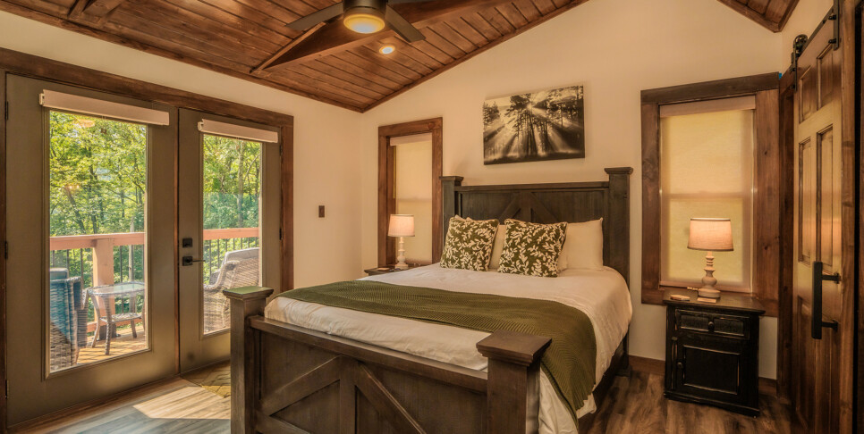 Gatlinburg - Smoky Mountain Skies - Bedroom