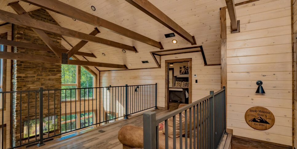 Gatlinburg - Smoky Mountain Skies - Living