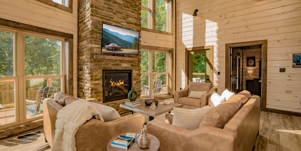 Gatlinburg - Smoky Mountain Skies - Living