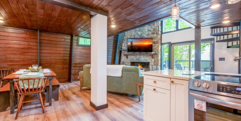 Gatlinburg - Soakin' Up the Views - Kitchen