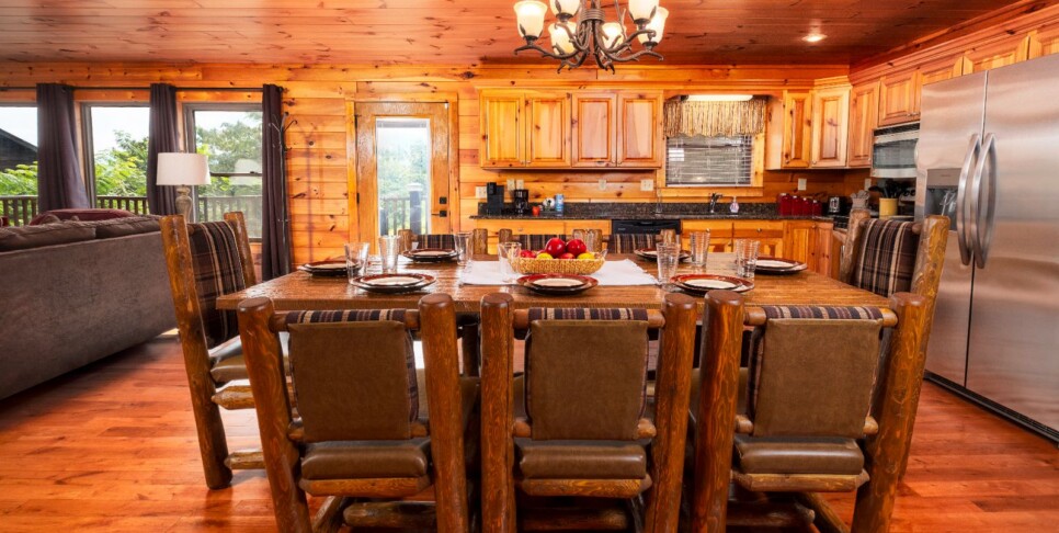 gatlinburg-cabin-rentals-three-bears-lodge-kitchen