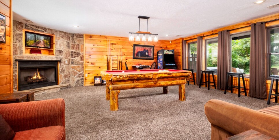 gatlinburg-cabin-rentals-three-bears-lodge-rec-room
