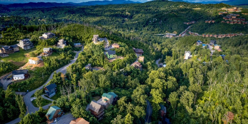 gatlinburg-moonstruck-exterior