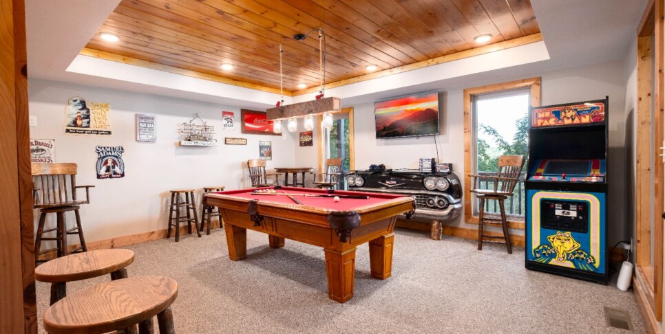 gatlinburg-moonstruck-rec-room