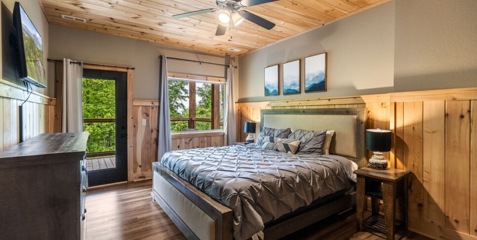Gatlinburg - The Sundrop - Bedroom