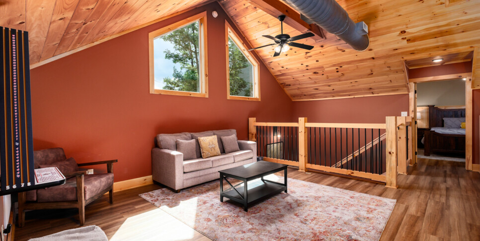 gatlinburg-the-sundrop-living-room