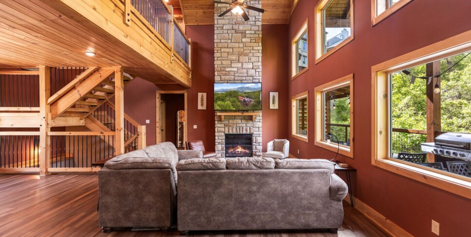 Gatlinburg - The Sundrop - Living Room