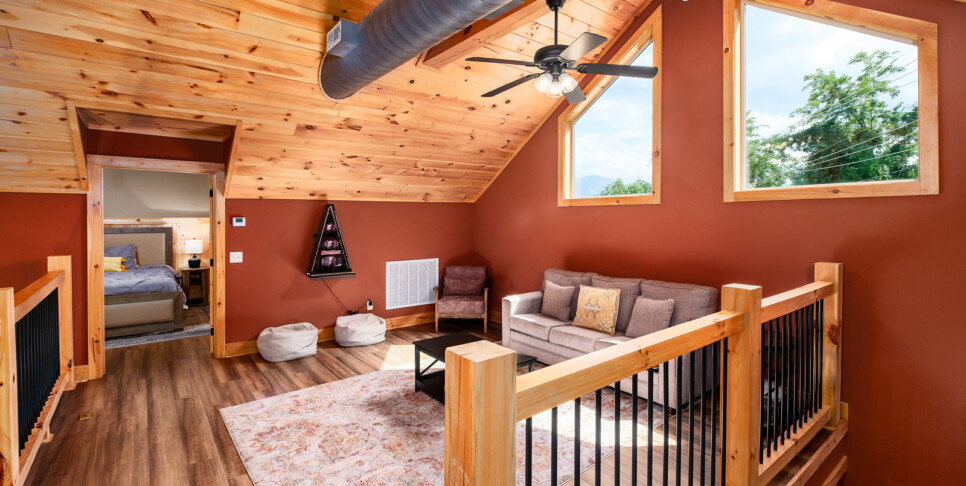 gatlinburg-the-sundrop-living-room