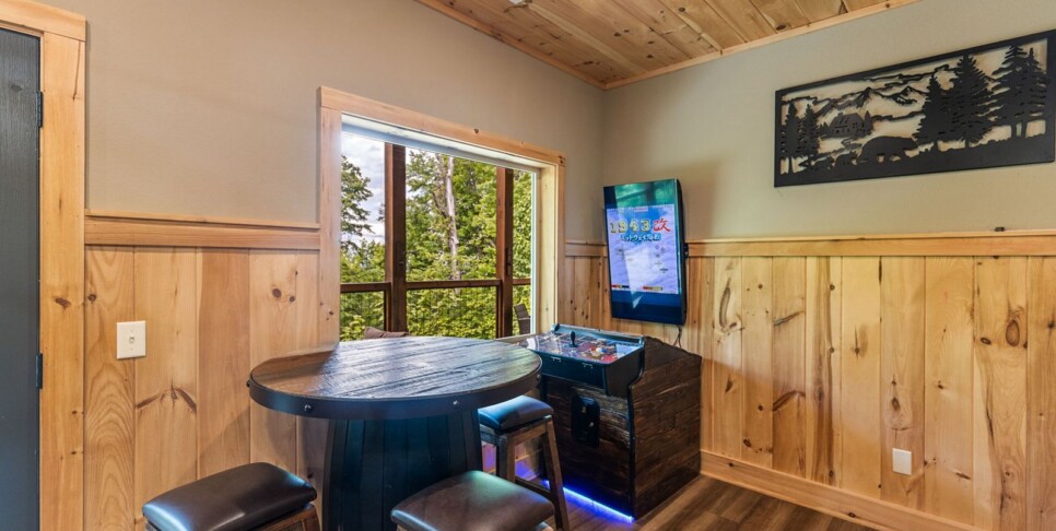 Gatlinburg - The Sundrop - Rec Room
