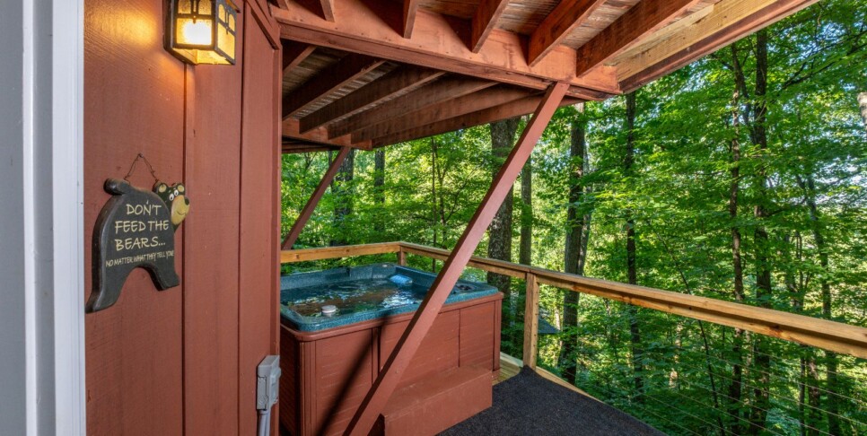 gatlinburg-hideaway-chalet-exterior