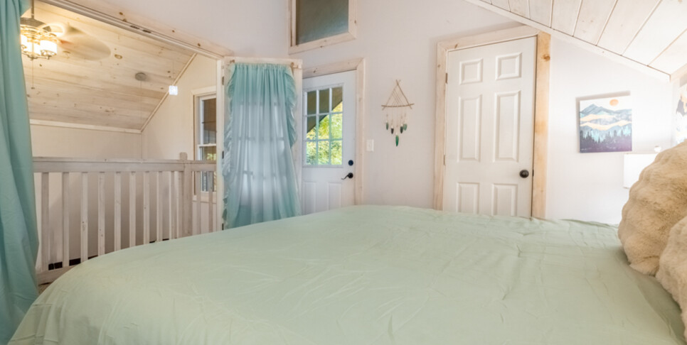 gatlinburg a beary active cabin bedroom