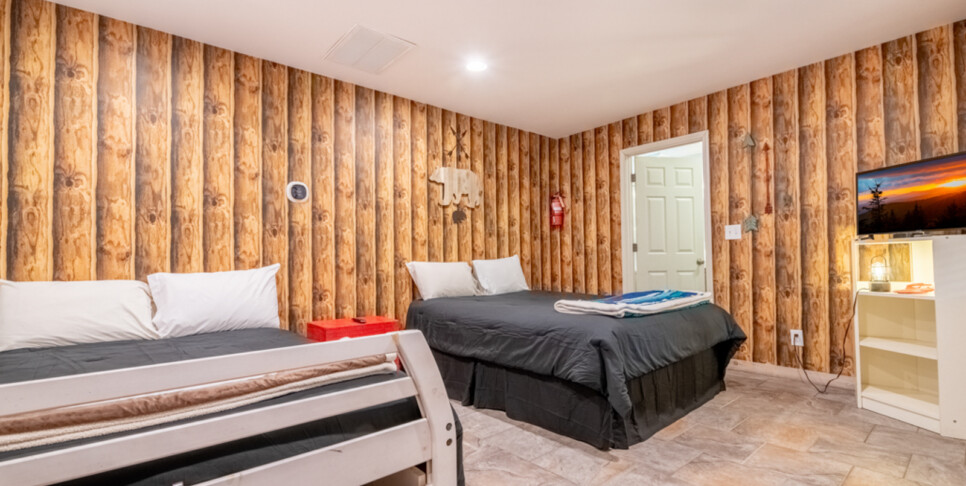 gatlinburg a beary active cabin bedroom