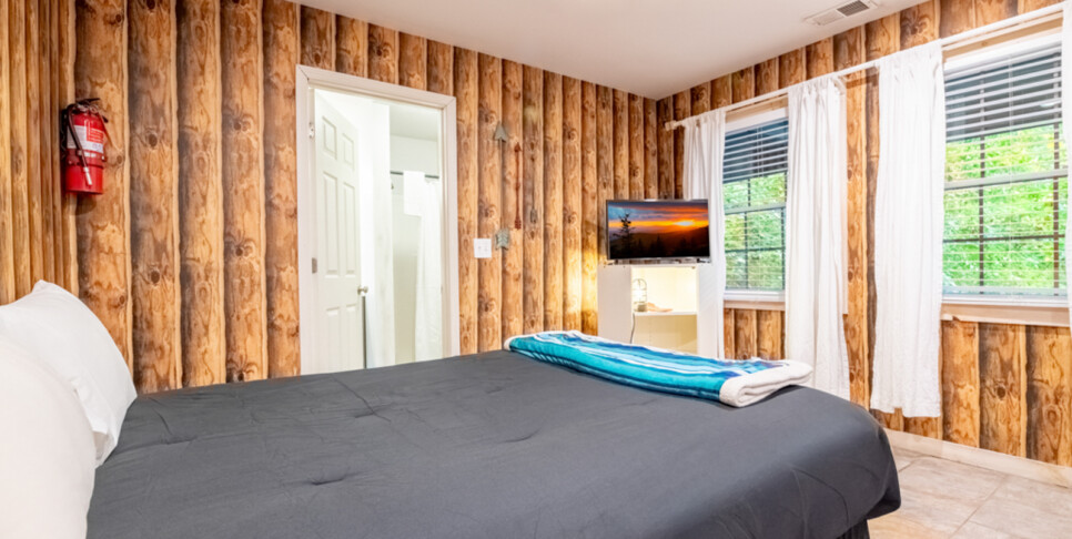 gatlinburg a beary active cabin bedroom